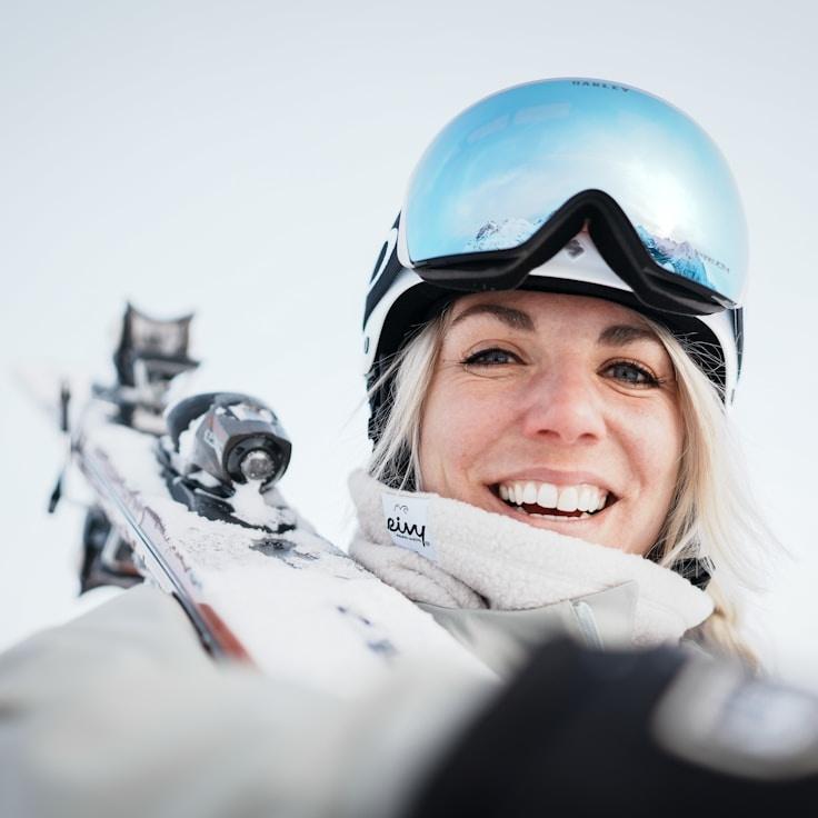Portrait of Ravi meditation instructor